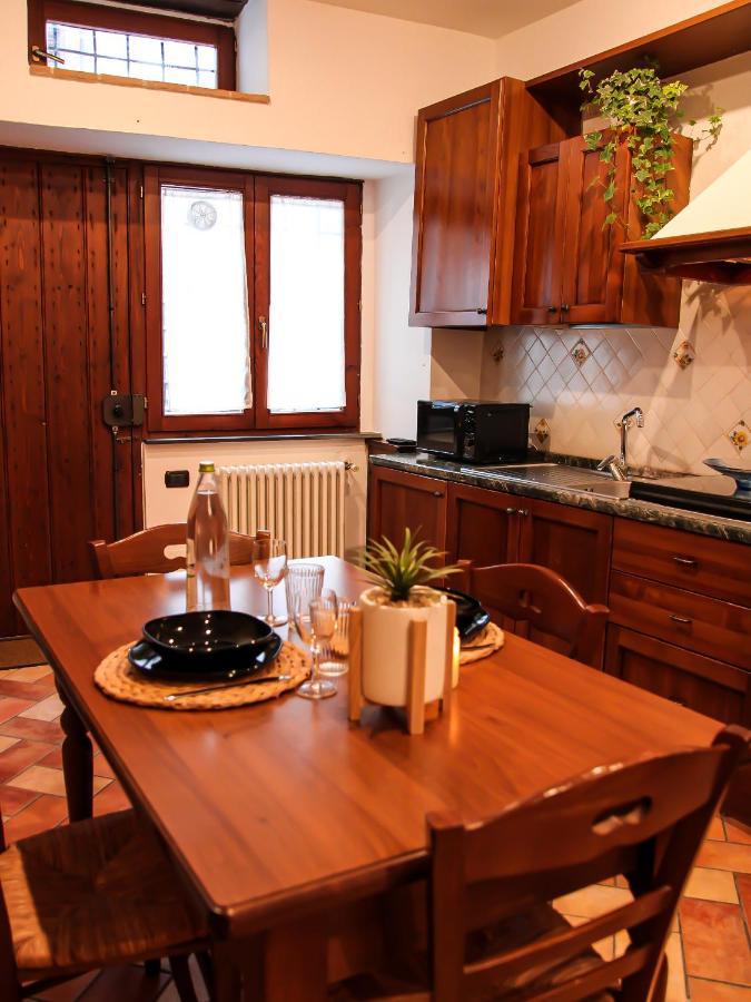 Апартаменты Casa Armanni - La Tua Casa Di Pietra Губбио Экстерьер фото